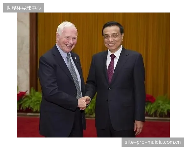 约翰斯顿领衔的后防线能否顶住欧洲和亚洲强队的冲击，是加拿大前进的基础。